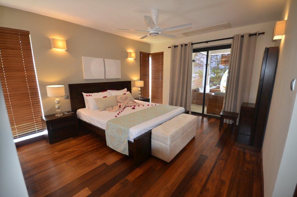 Olana Beachfront Apartments ริวิแยร์นัวร์ ภายนอก รูปภาพ
